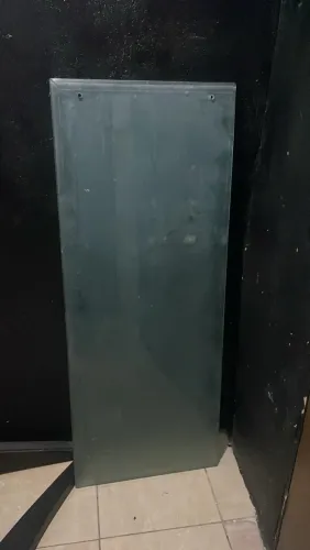 Prateleira de vidro temperado grande