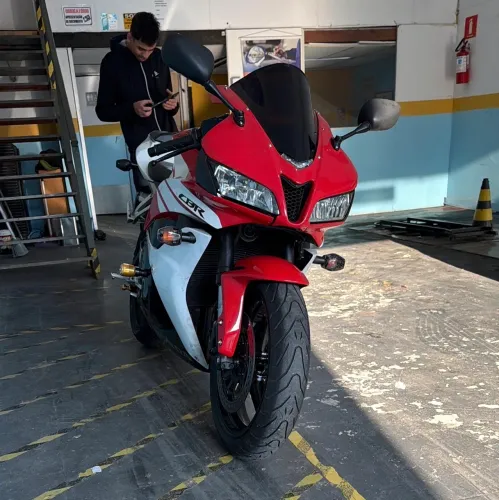 CBR 600 RR Baixo KM 30 I MIL KM