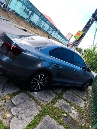 Volkswagen Jetta Comfortline 1.4 TSI 16V 4P Aut. 2017