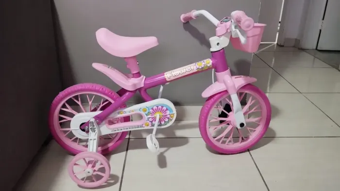 Bicicleta + patinete infantil
