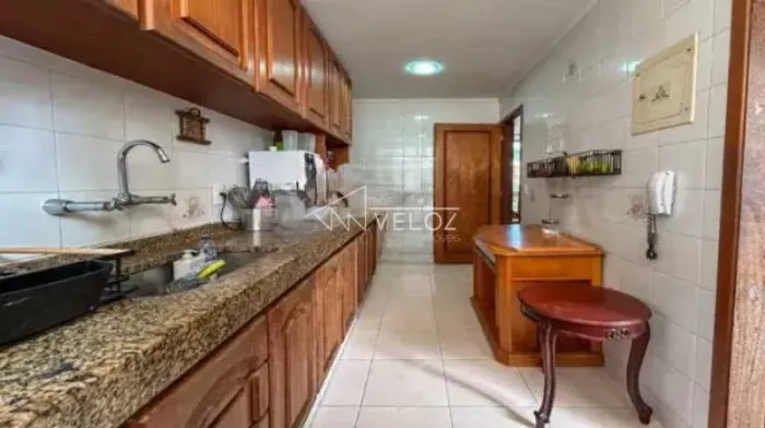 Apartamento : Padrão / Residencial / Lagoa