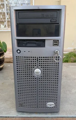 Servidor Dell PowerEdge 800,Pentium 4/775,3.2Ghz,4giga memória Ddr2,Hd160, Windows serve