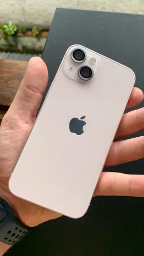 Pra sair hoje: Iphone 13 128gb Rose perfeito estado