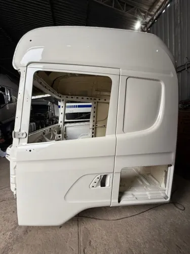 SCANIA HIGHLINE 