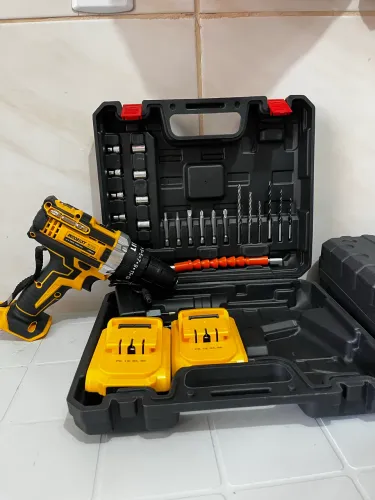 Furadeira e parafusadeira 48v.