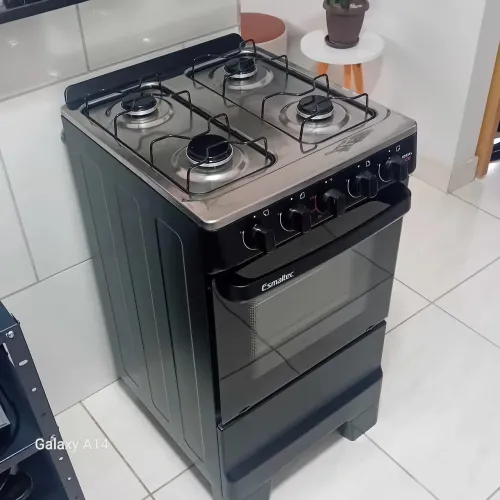 Vendo fogão a gás Esmaltec de 4 boca
