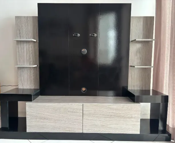 Rack com painel para TV