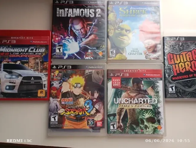 Playstation 3 bloqueado com 2 controles e 6 jogos
