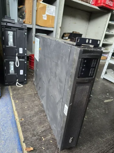 Nobreak APC Smart-Ups - 3KVA - SMX3000LV2U-BR - Monovolt 115V