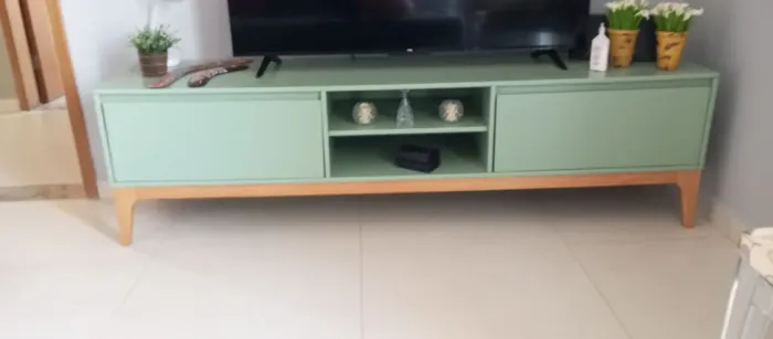 Aparador MDF acabamento em laca
