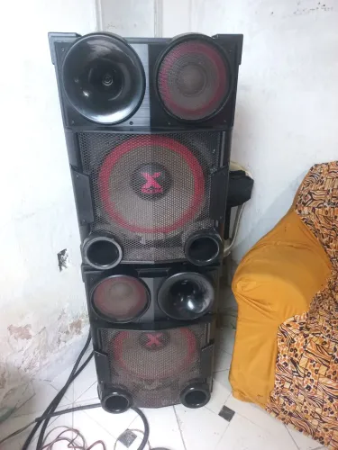 Caixa de som LG Xbom