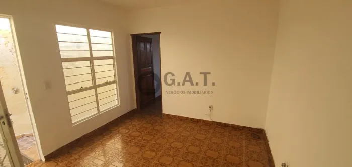 Casa à venda em Sorocaba-SP, Jardim Pacaembu, 2 quartos, 1 sala, 2 banheiros, 2 vagas, 72m