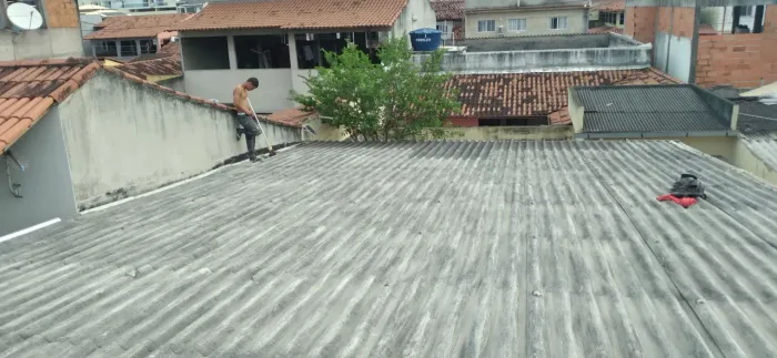 Manutenção de telhado