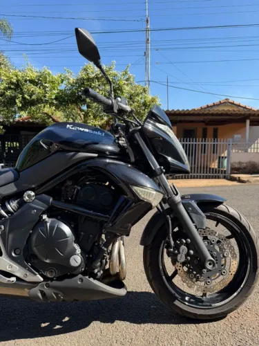 Moto Kawasaki ER6 2012 