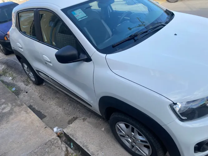 Renault Kwid Intense 1.0 Flex 12V 5P Mec. 2018