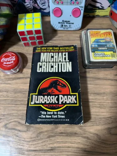 Livro Jurassic Park . Primeira edição 1991. Item raro ideal para colecionadores