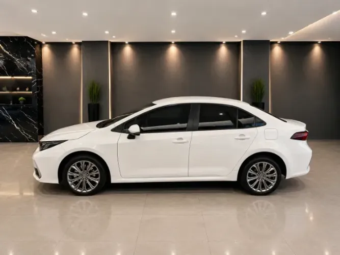 Toyota Corolla XEI 2.0 Flex 16V Aut. 2023