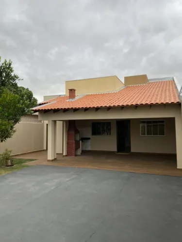 CASA TÉRREA 3 QUARTOS E 1 SUÍTE NO BAIRRO GUANANDI II