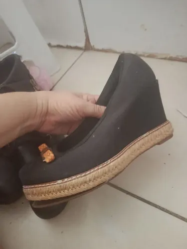 Botas femininas, sandálias e sapatos 