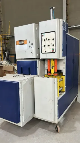Máquina sopradora semi automática - Reformada - Marca IMC