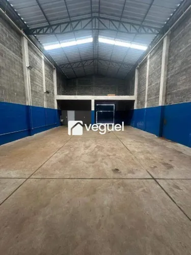 Galpão Comercial com 200m² para alugar próximo a Rod. Anhanguera, Ribeirão Preto/SP