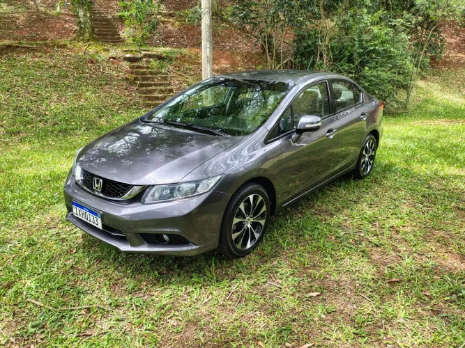 Honda Civic Sedan LXR 2.0 Flexone 16V Aut. 4P 2016