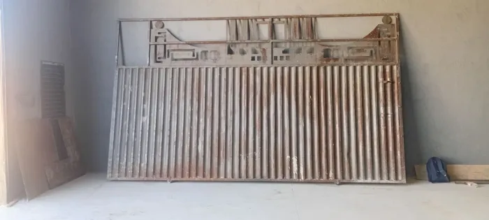 Vendo portão chapa 18