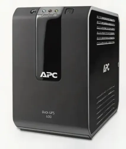 Kit com 5 Nobreaks APC 600 va / precisando de revisão/ reparo