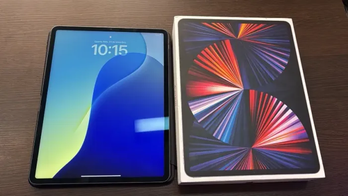 iPad Pro Chip M1 13 Pol 128GB - Semi Novo - BH Savassi