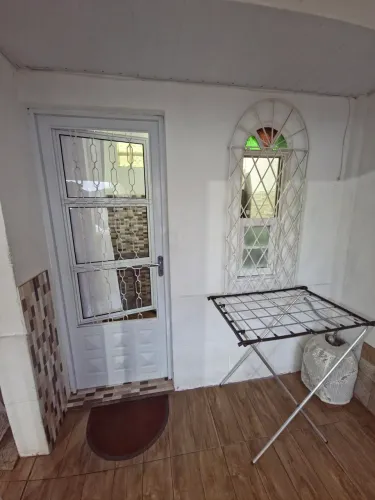 Alugo apartamentos completos perto do Floripa Shopping