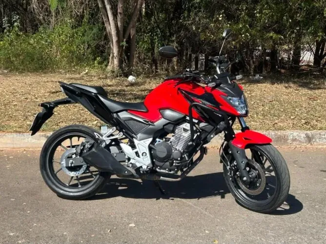 HONDA CB300F TWISTER CBS 2024