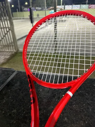 Raquete Wilson Defyer Redline 98 pro V1 lançamento 2027 L2