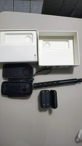 Câmera insta 360 X4