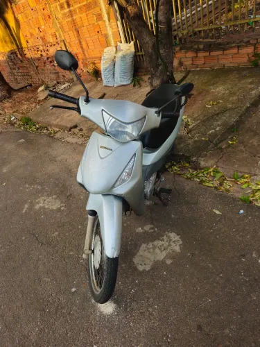 Moto biz 125