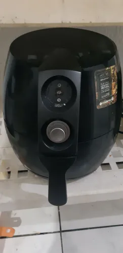 AYRFRIER Cadence Perfect Fryer Preta 127V FRT531