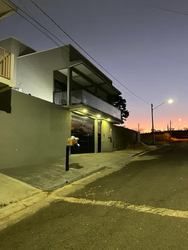 Belo Sobrado em Caldas Novas