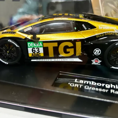Carrinho Carrera LAMBORGHINI Huracan GT3 evolution