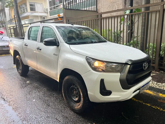 Toyota Hilux CD 4X4 2.8 Diesel Mec. 2021