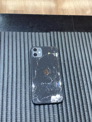IPHONE 11 128 GB