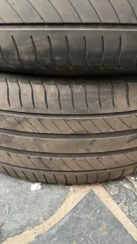 4 PNEUS MICHELIN EM BOM ESTADO