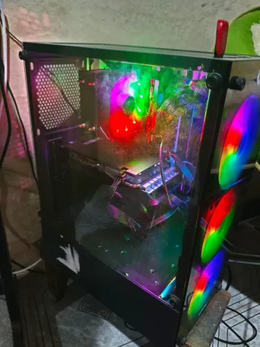 PC Gamer Ryzen 5 2600 + RX 570 8GB + 16GB RAM SSD 240GB