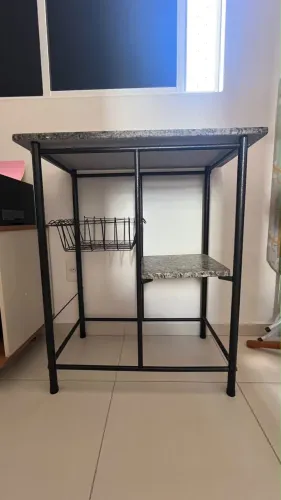 Mesa Multiuso com Tampo de Granito e Fruteira