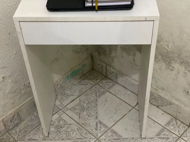 Cabeceira com gaveta