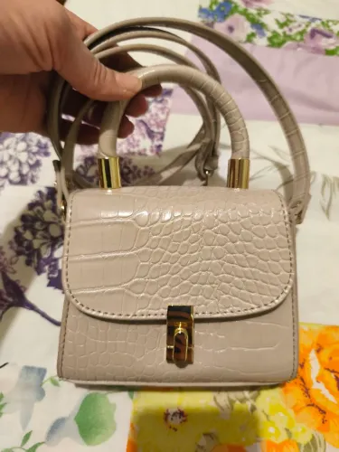 Mini bag nude Forever21