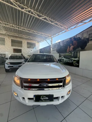 Ford Ranger XLS 2.5 16V 4X2 CD Flex 2015
