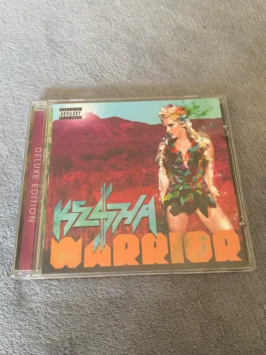 Kesha - Warrior deluxe