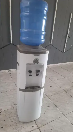 Vende-se Bebedouro Esmaltec