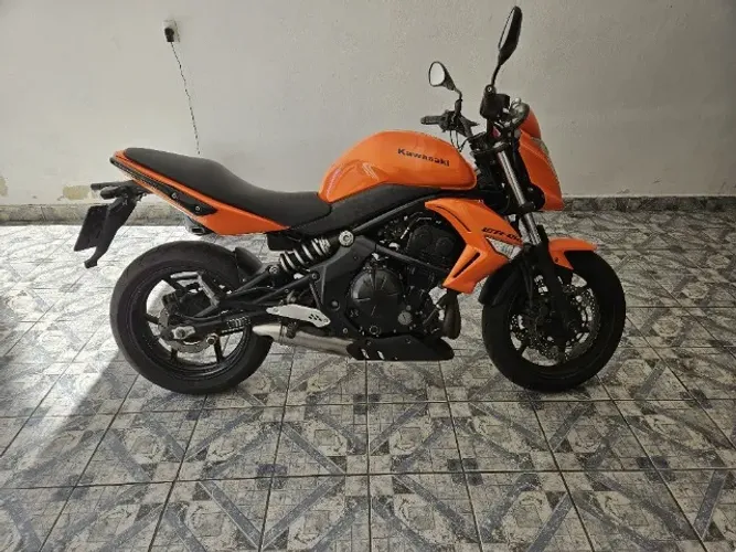 Kawasaki ER6N 2011 Laranja
