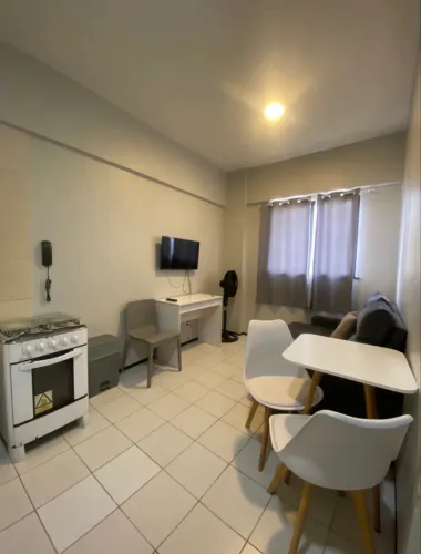 Alugo Lindo Apartamento 1/4 Semi mobiliado com Garagem