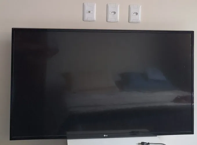 Tv Lg 43 polegadas